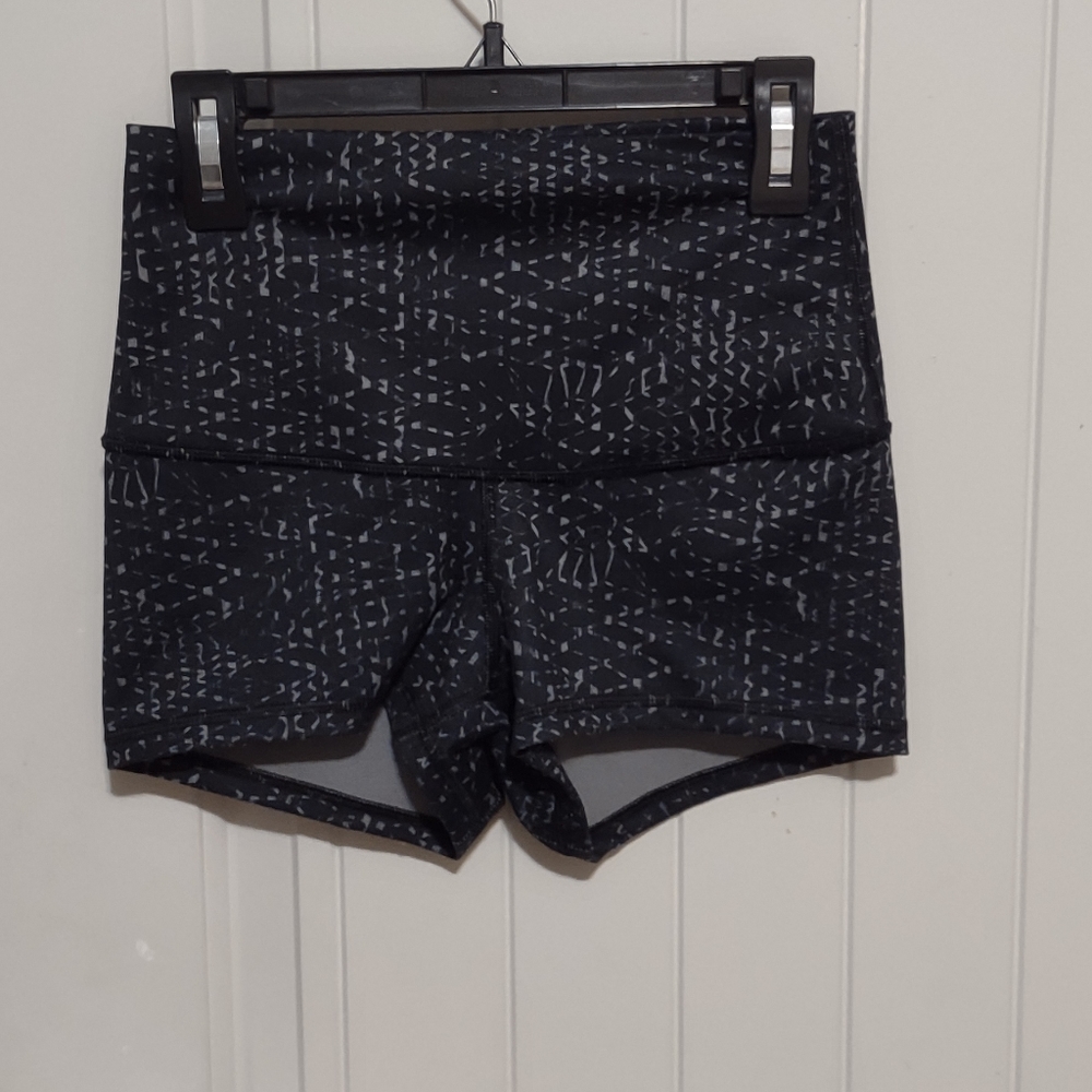 Lululemon shorts for women size 4